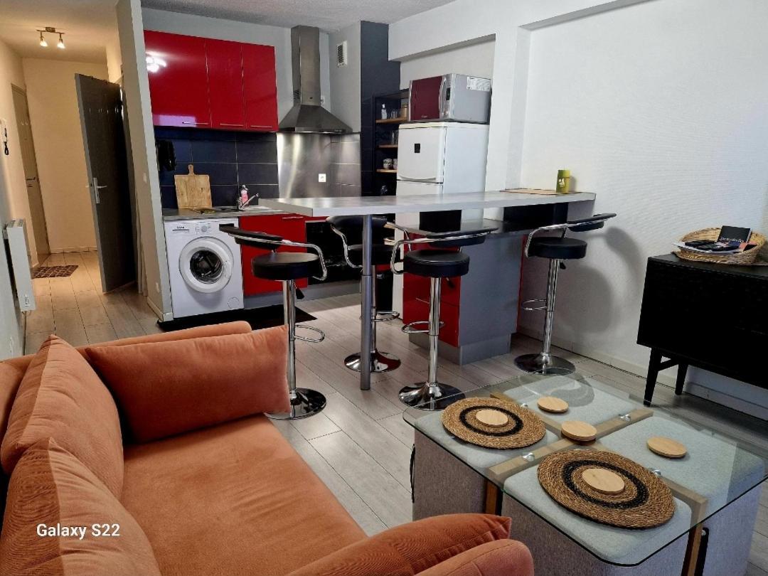 Aka Appart'Hotel " Le Petit Coin De Lavaur" Lavaur  Zewnętrze zdjęcie